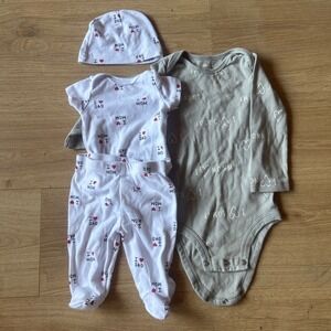 Sterling Baby & Carters Bodysuit I Love Mom Dad Set